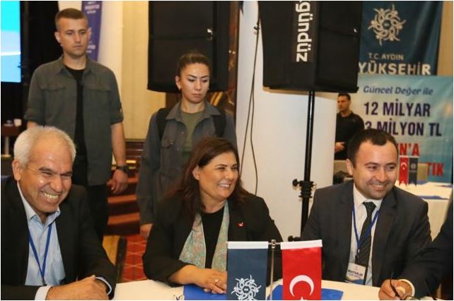 BAŞKAN ÇERÇİOĞLU AYDINLI MUHTARLARLA BİR ARAYA GELDİ