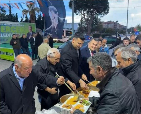 CUMHUR İTTİFAKI MECLİS ÜYESİ ADAYI Mehmet Ege AYDOĞAN İFTAR YEMEĞİ  VERDİ